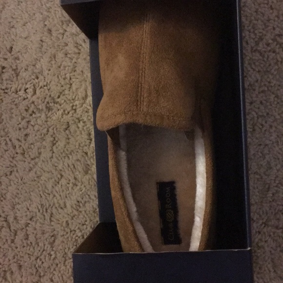 club room memory foam slippers